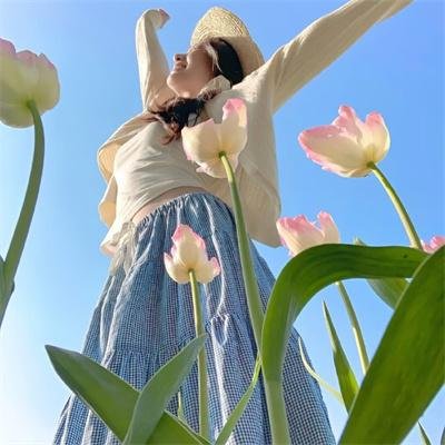 东云色的周末 海报
